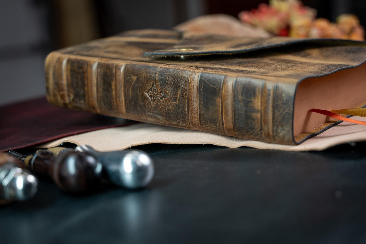 NASB Full Grain Leather MacArthur Study Bible - NASB 1995