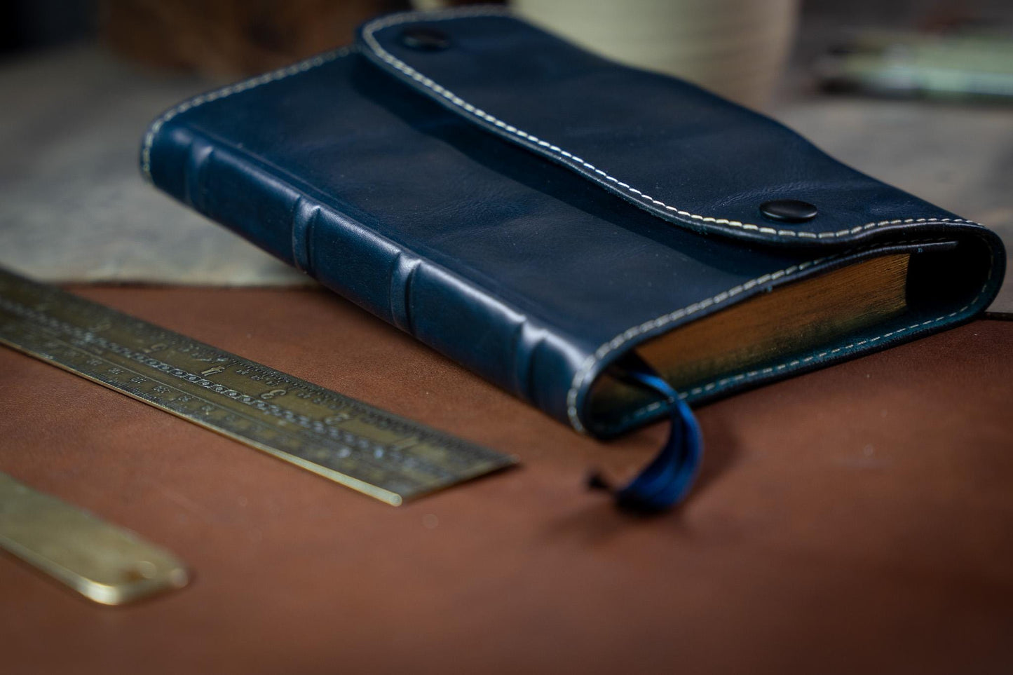 NASB 1995 Compact Bible - PREMIUM Full Grain Leather with built in pen loop
