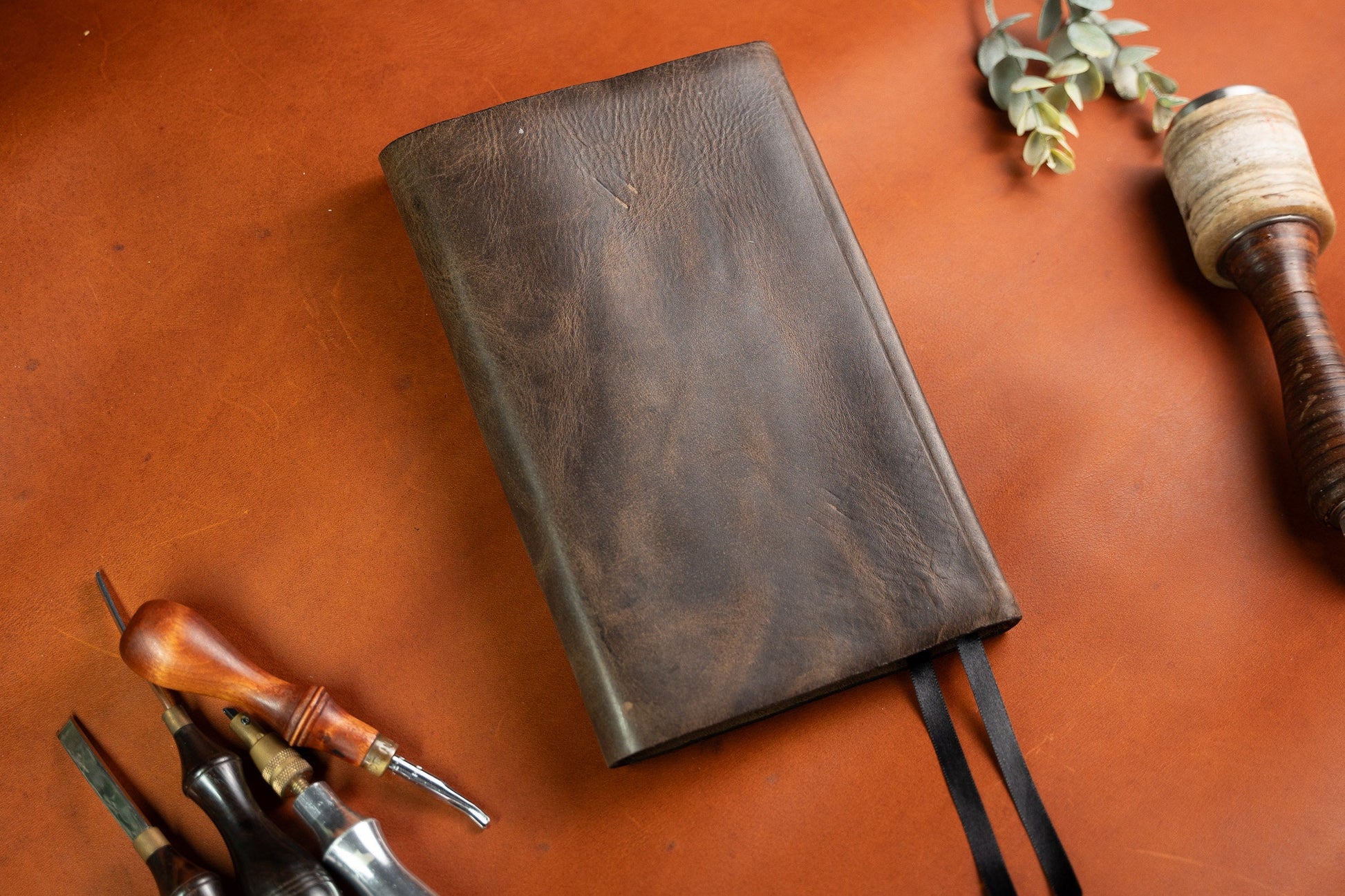 ESV Thinline Bible Rebound in CrazyHorse Gaucho Full Grain Leather