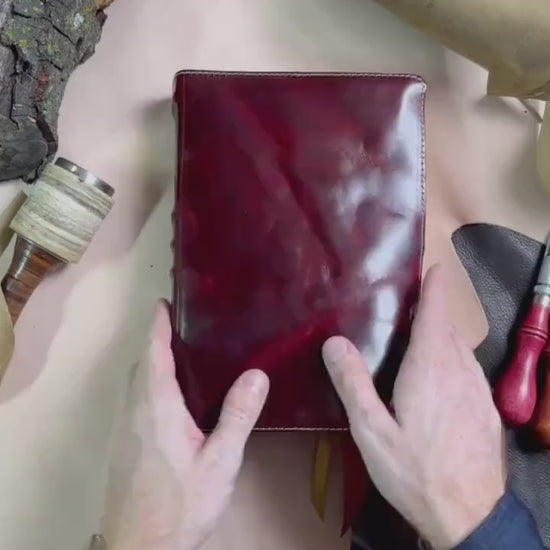 KJV/ NKJV Wide Margin Sovereign Collection Full Grain Leather Bible -